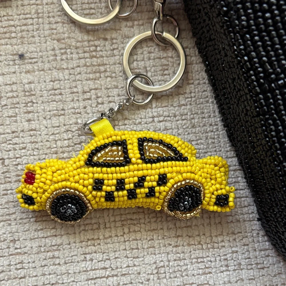 Viral Black Beaded NYC Cityscape Shoulder Bag - Picture 8 of 8
